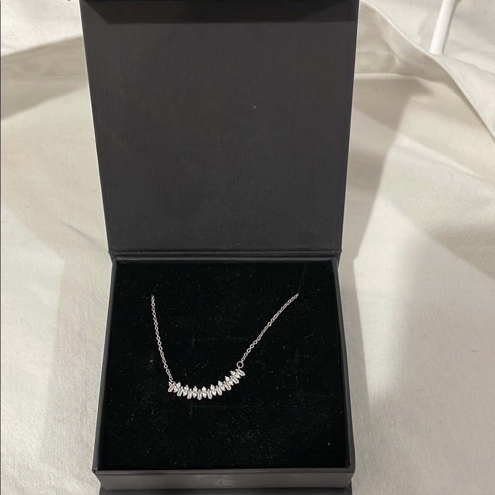 Elegant Silver Necklace